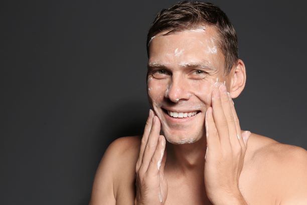 Men's skin care issues are considered