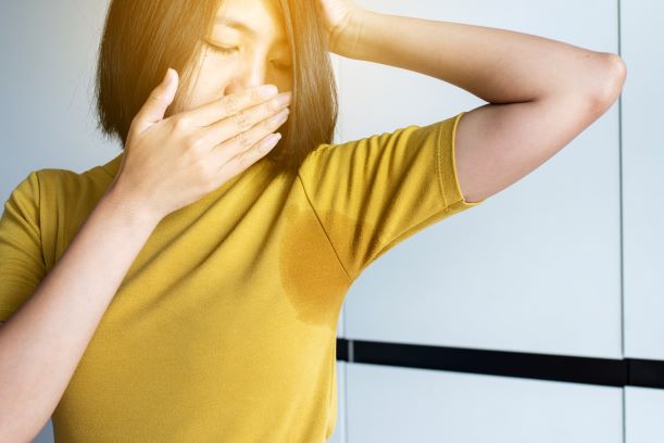 Woman with sweaty armpits wants botox for sweating