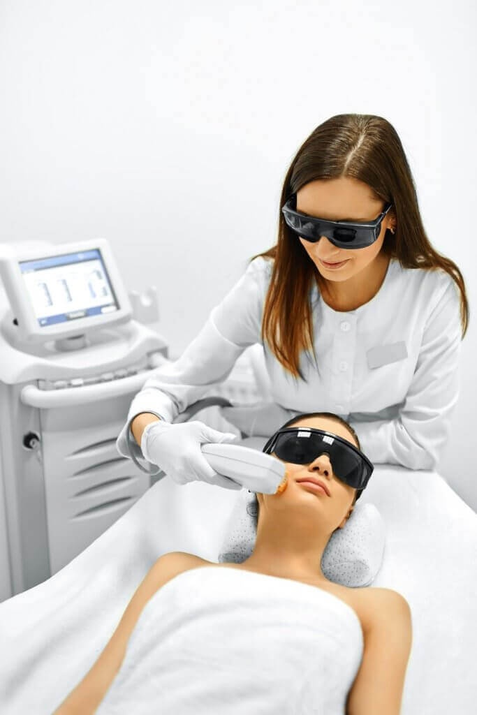 How Long Does Erbium Laser Resurfacing Treatment Last?