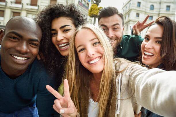 Group of people with different fitzpatrick skin type