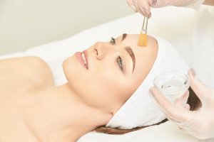 A micropeel is a dermaplane treatment and a chemical peel applied after. The combination assists in smoothing fine lines and evening out skin discoloration.