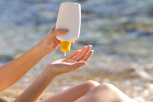 KPRC - How to treat sunburns and protect your skin this summer - Janice Rollefson Chang, MD, FAAD